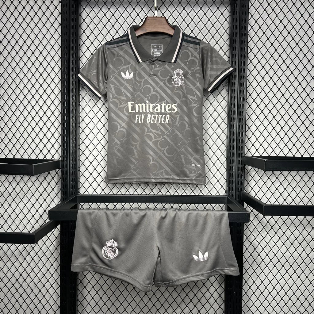 Réal Madrid ( Gris ) complet Enfant 2024